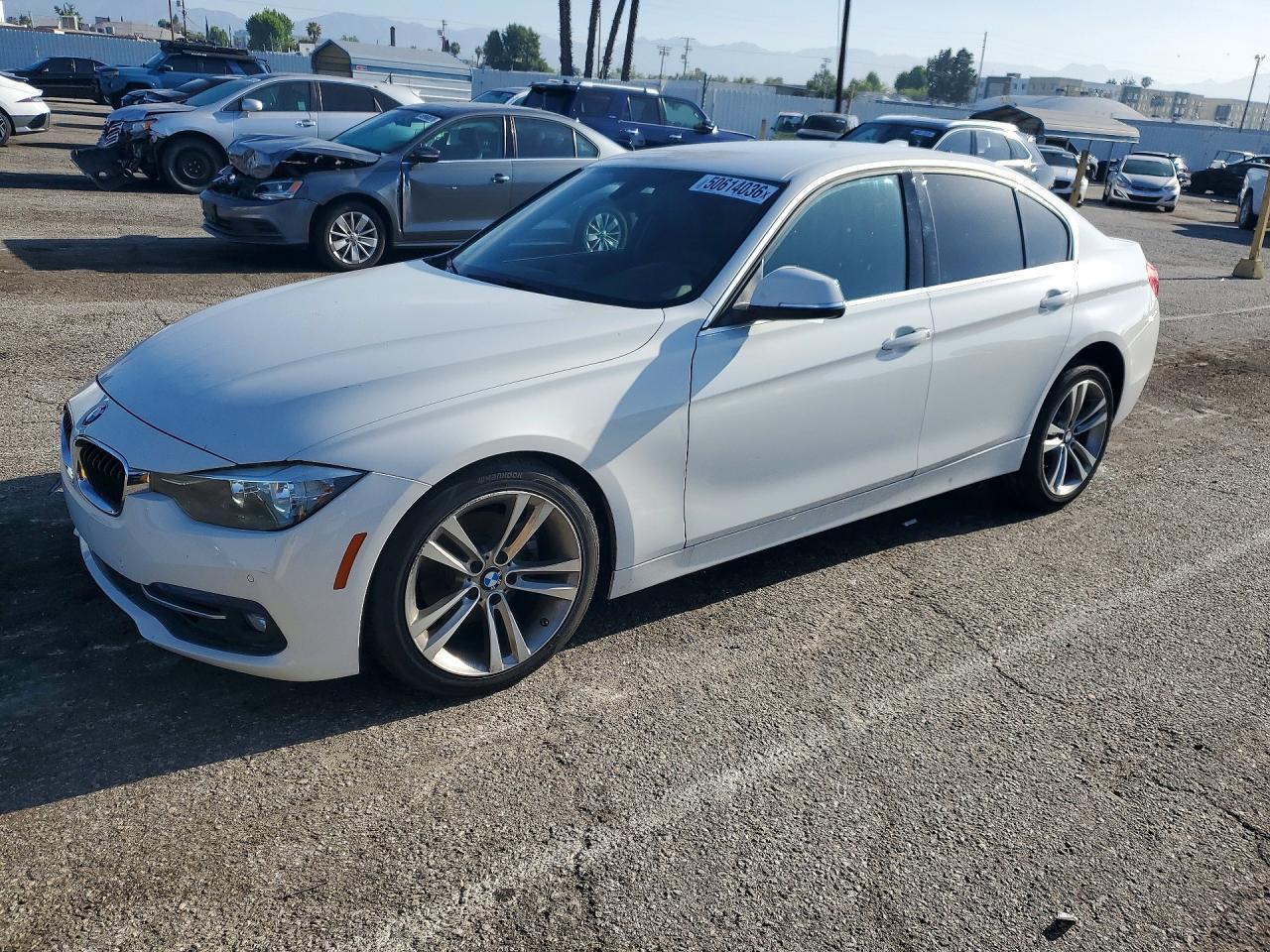 2017 BMW 330 I - zdjęcie główne