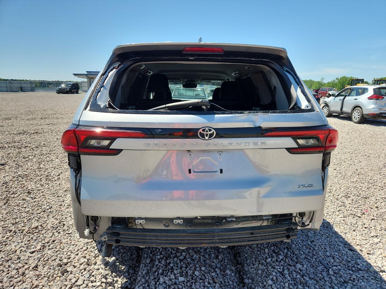 2025 Toyota Grand Highlander Xle - zdjęcie 6