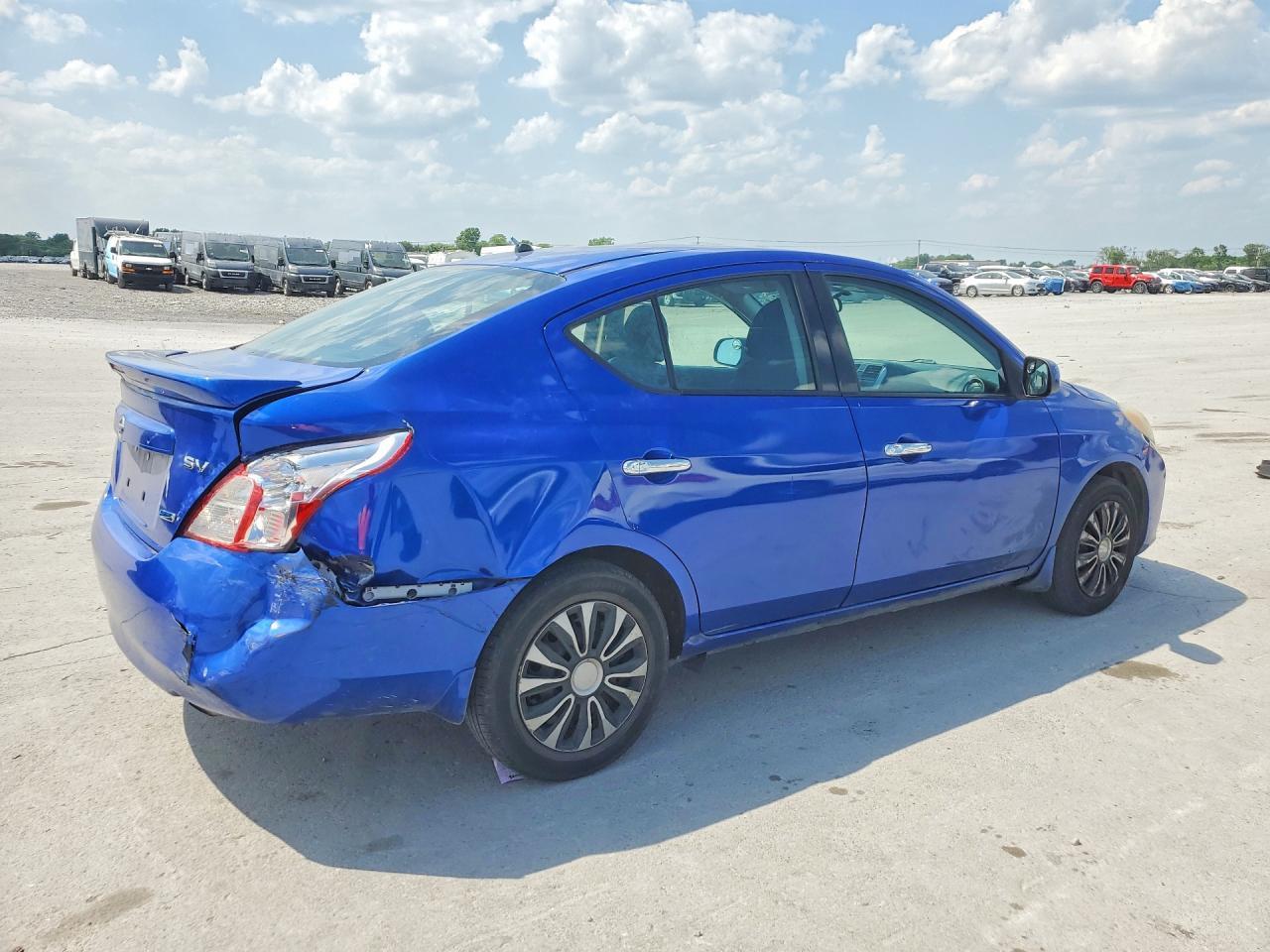 2014 Nissan Versa - zdjęcie 3