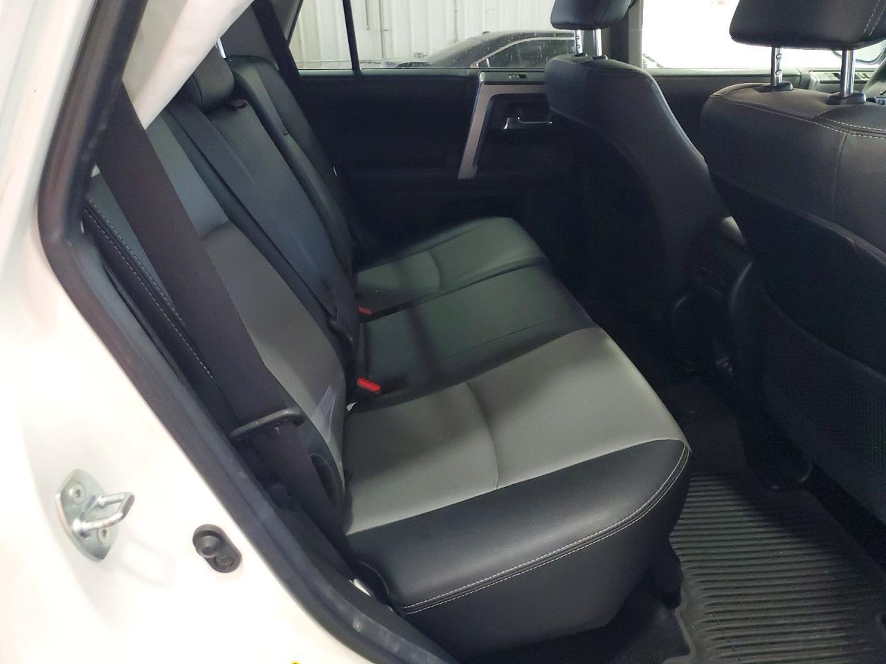 2022 Toyota 4Runner Sr5 Premium - zdjęcie 11
