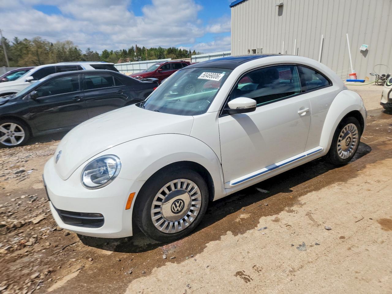 2014 Volkswagen Beetle - zdjęcie główne