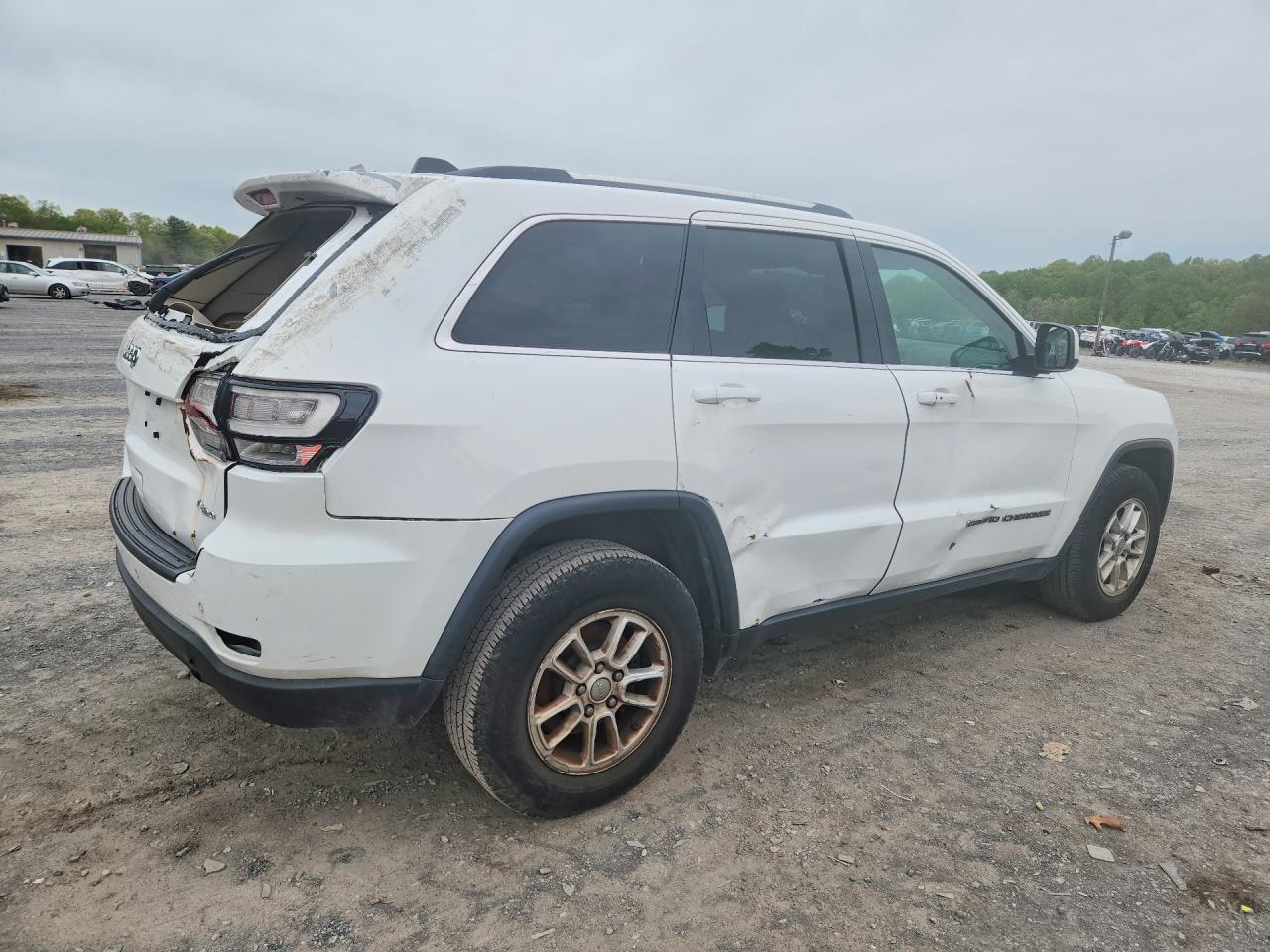 2020 Jeep Grand Cherokee Laredo - zdjęcie 3