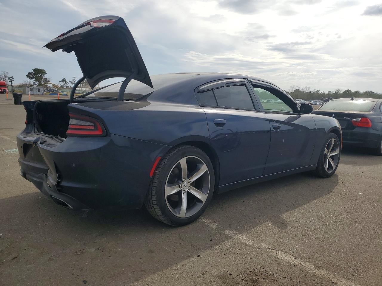 2016 Dodge Charger Se - zdjęcie 3