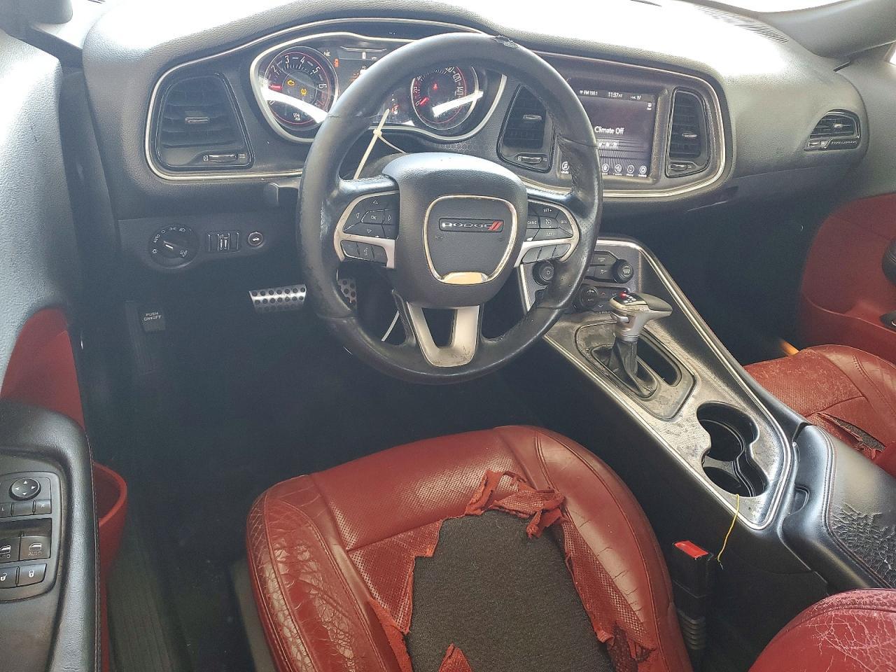 2017 Dodge Challenger Sxt - zdjęcie 8