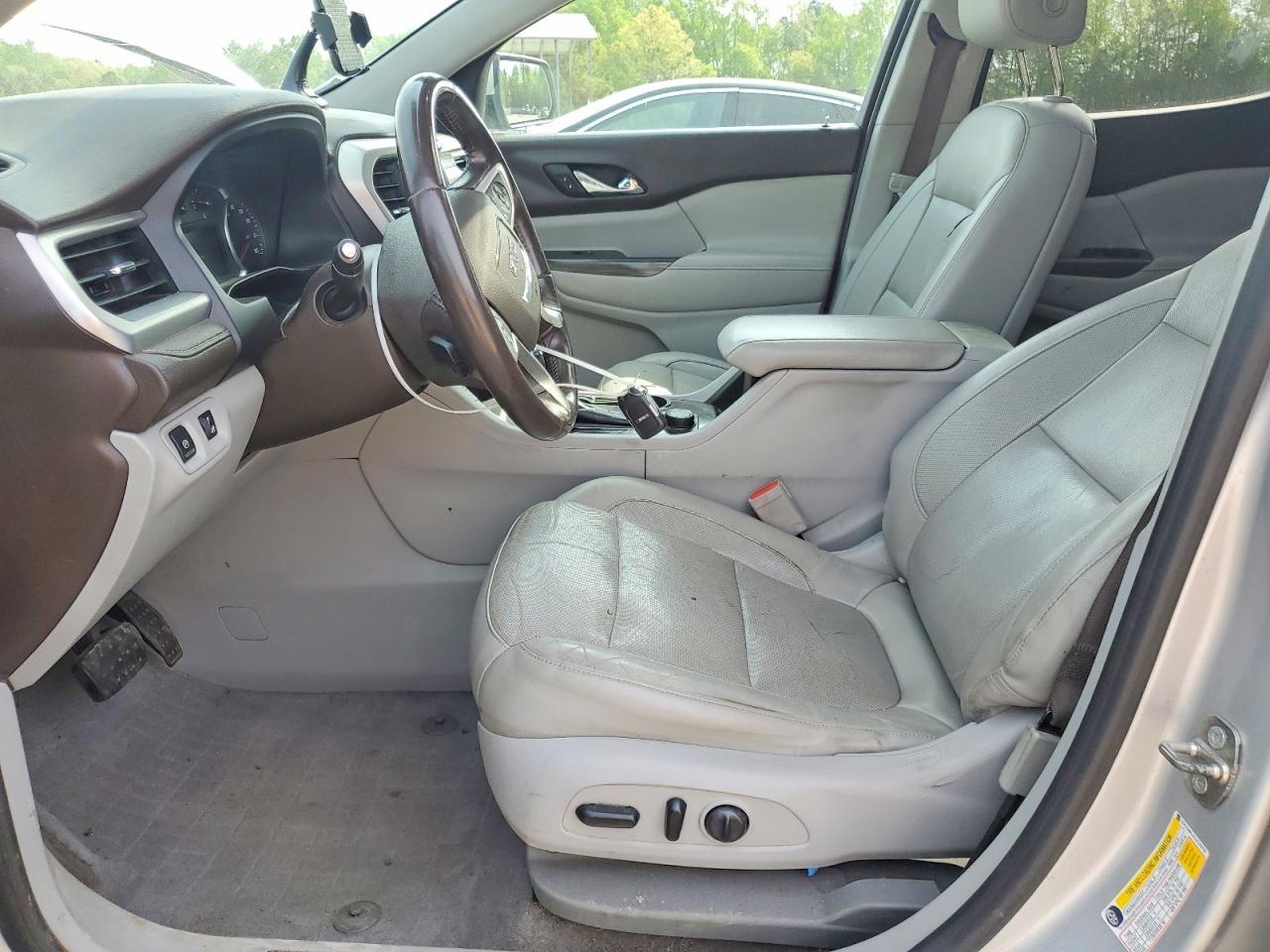 2018 GMC Acadia - zdjęcie 7