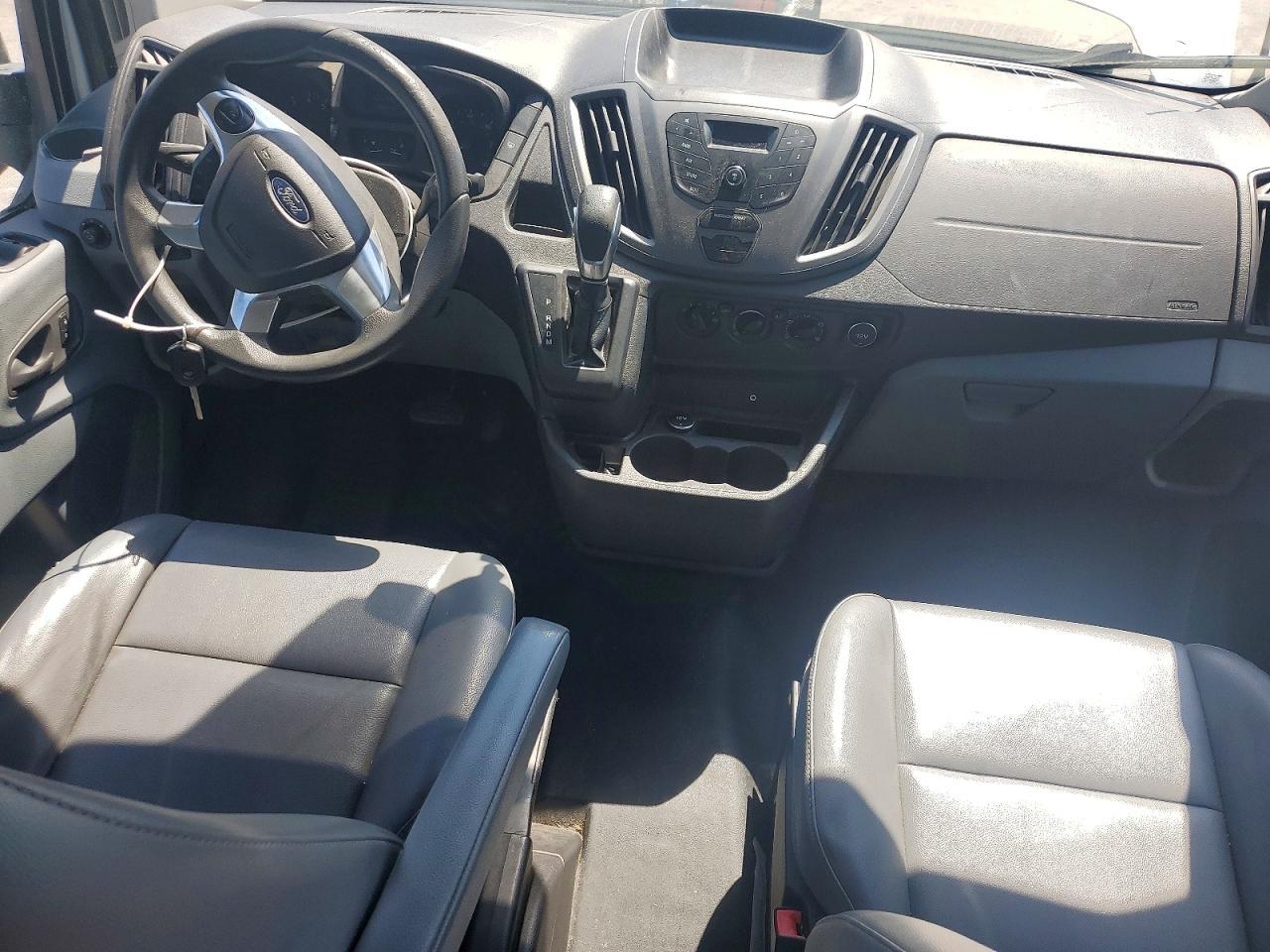 2015 Ford Transit T-150 - zdjęcie 8
