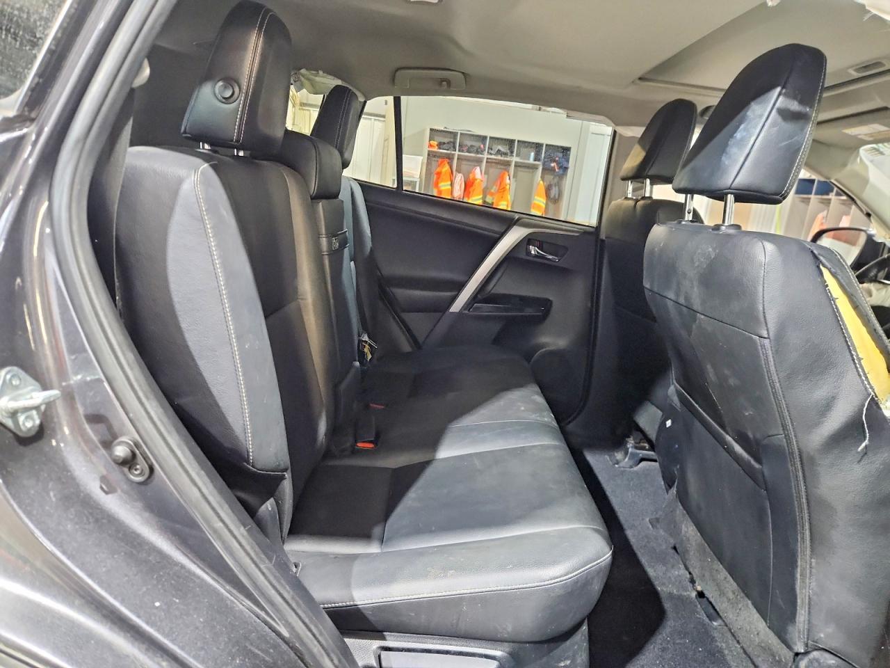 2016 Toyota Rav4 Hv Limited - zdjęcie 11