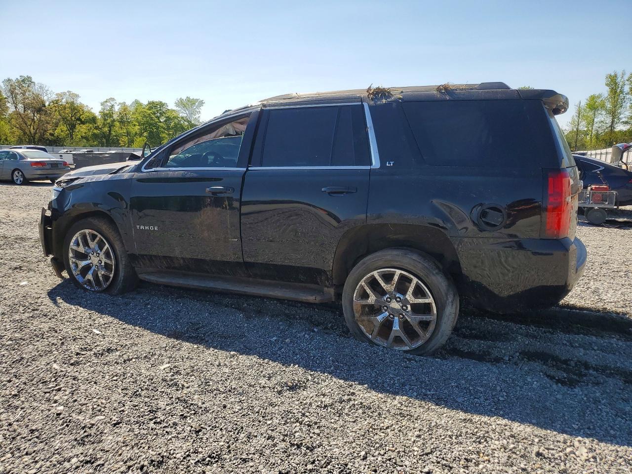 2017 Chevrolet Tahoe C1500 Lt - zdjęcie 2