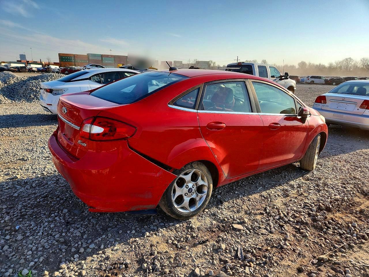 2013 Ford Fiesta Titanium - zdjęcie 3