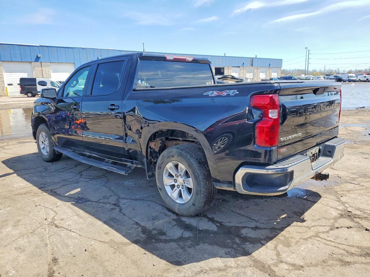 2019 Chevrolet Silverado K1500 Lt - zdjęcie 2