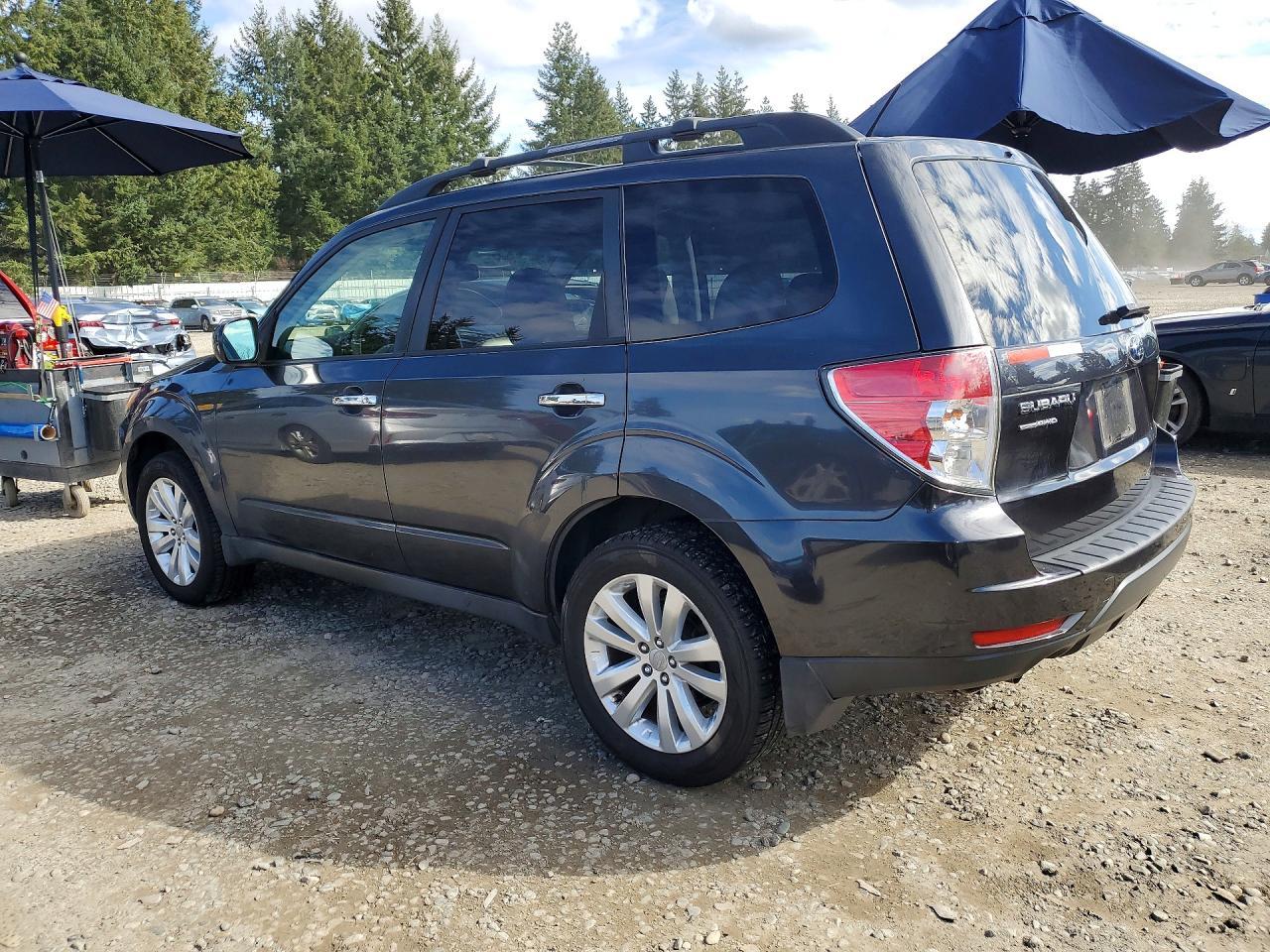 2013 Subaru Forester 2.5X Premium - zdjęcie 2