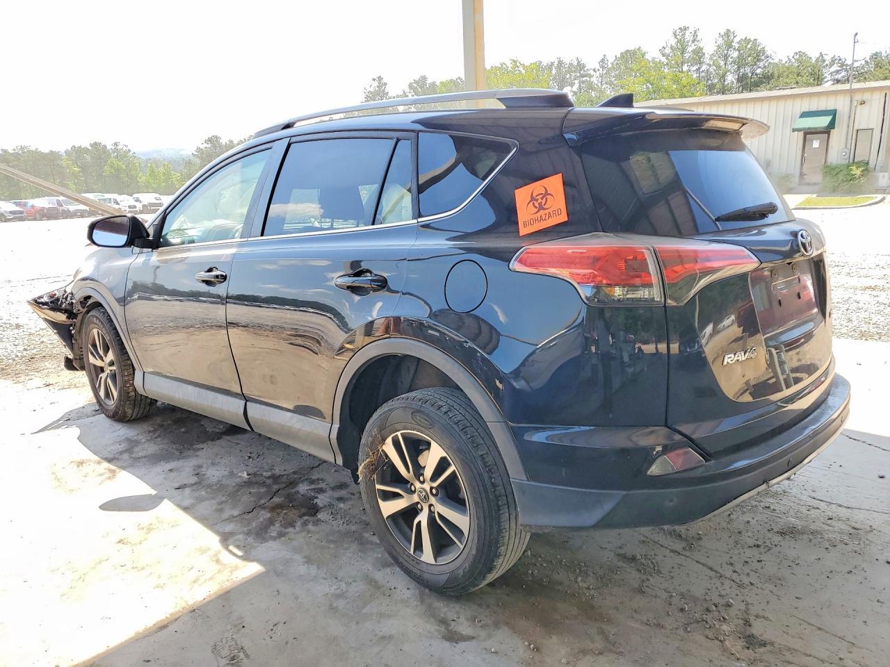 2017 Toyota Rav4 Xle - zdjęcie 2