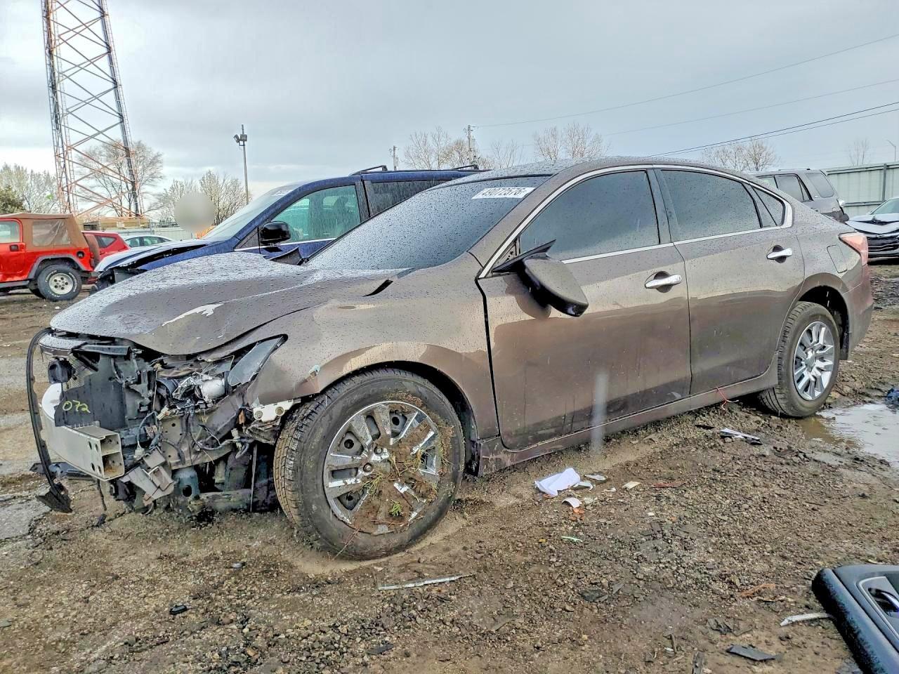2014 Nissan Altima 2.5 S - zdjęcie główne