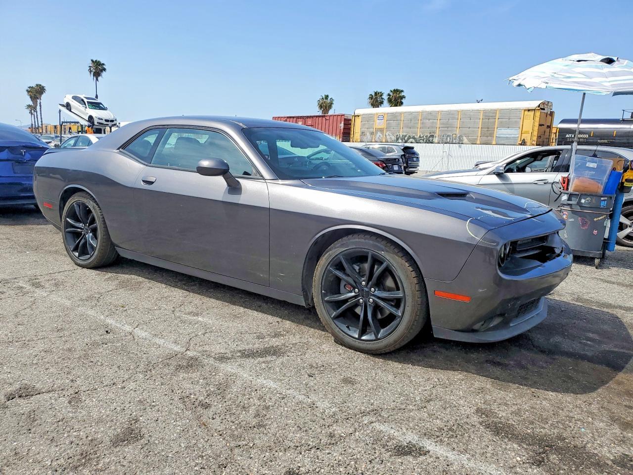 2016 Dodge Challenger Sxt - zdjęcie 4