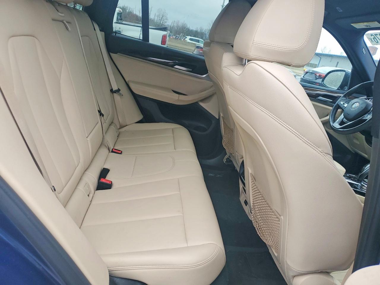 2021 BMW X3 xDrive30I - zdjęcie 11