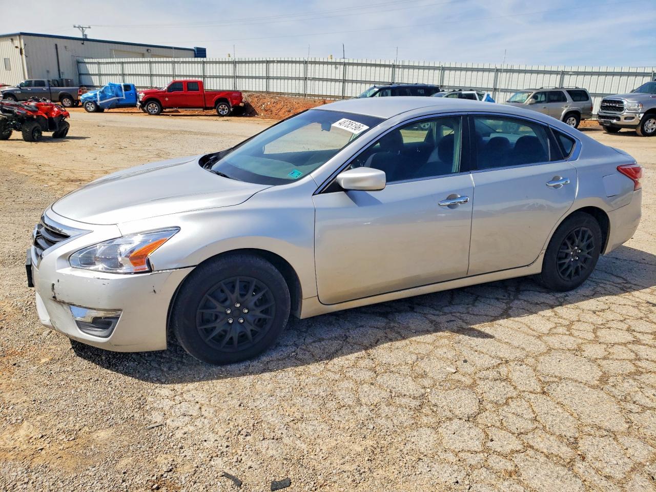 2013 Nissan Altima 2.5 - zdjęcie główne