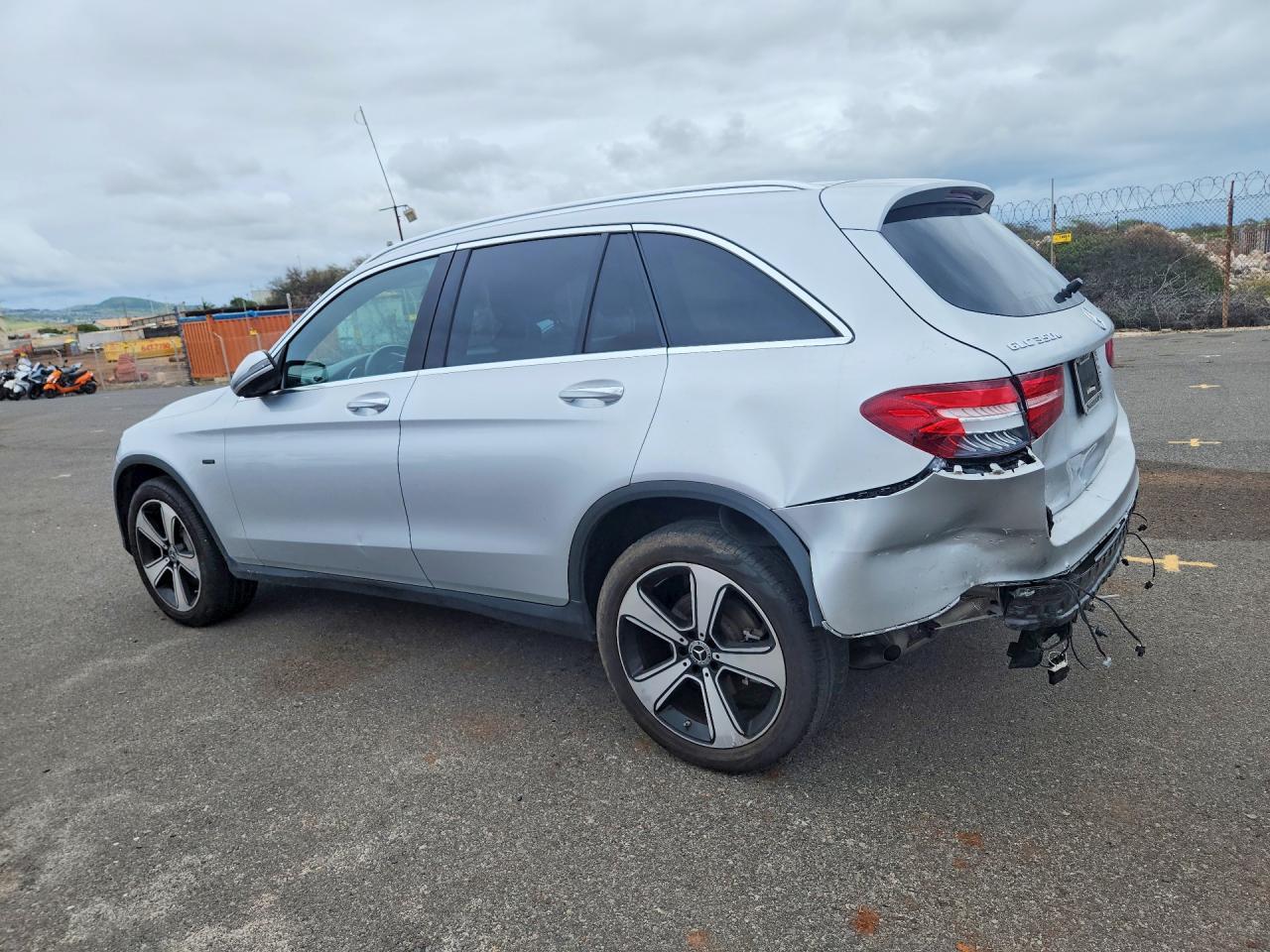 2019 Mercedes-Benz Glc 350E - zdjęcie 2