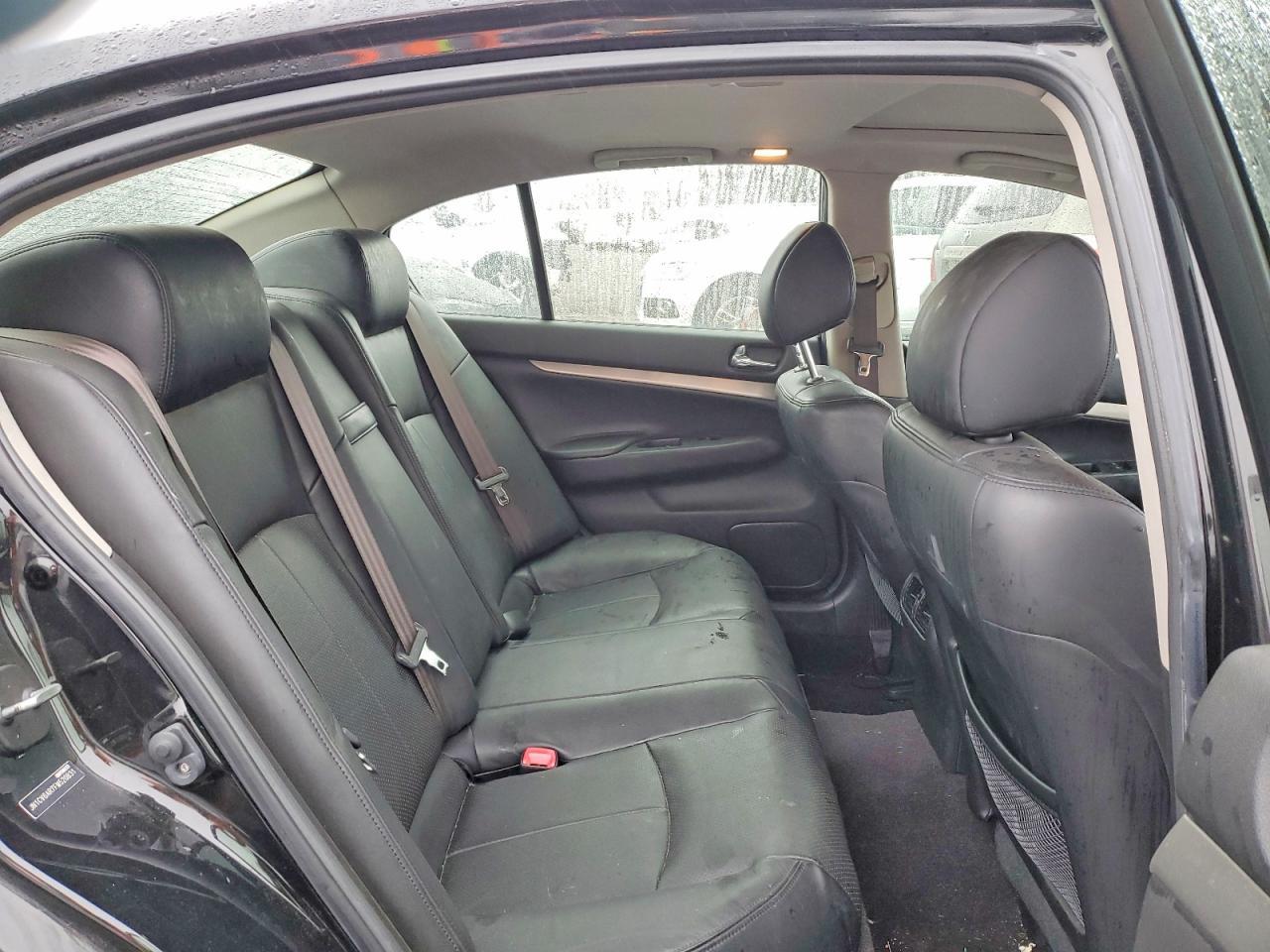 2015 Infiniti Q40 Base - zdjęcie 10