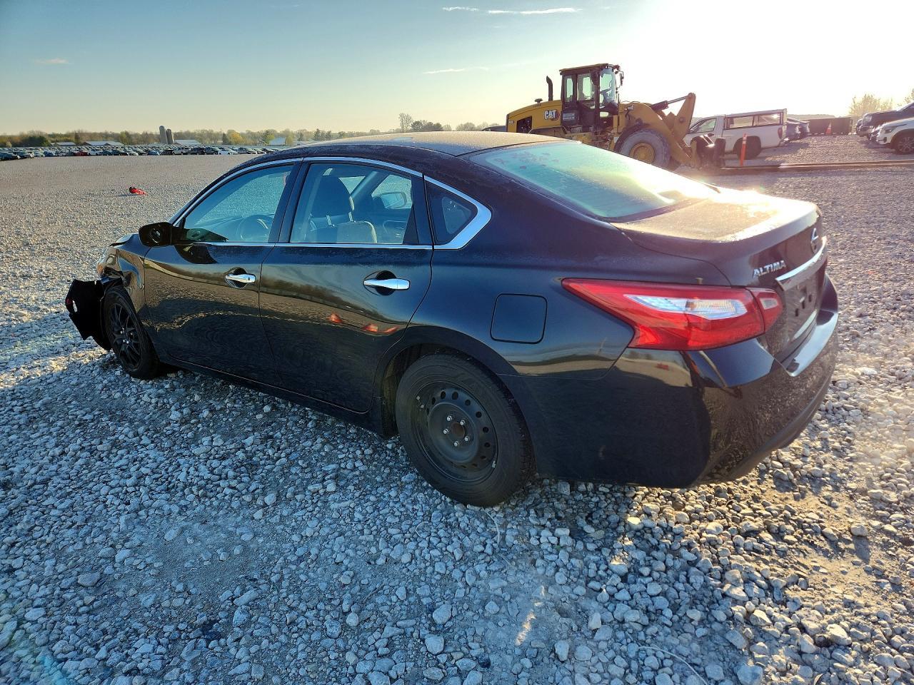 2016 Nissan Altima 2.5 S - zdjęcie 2