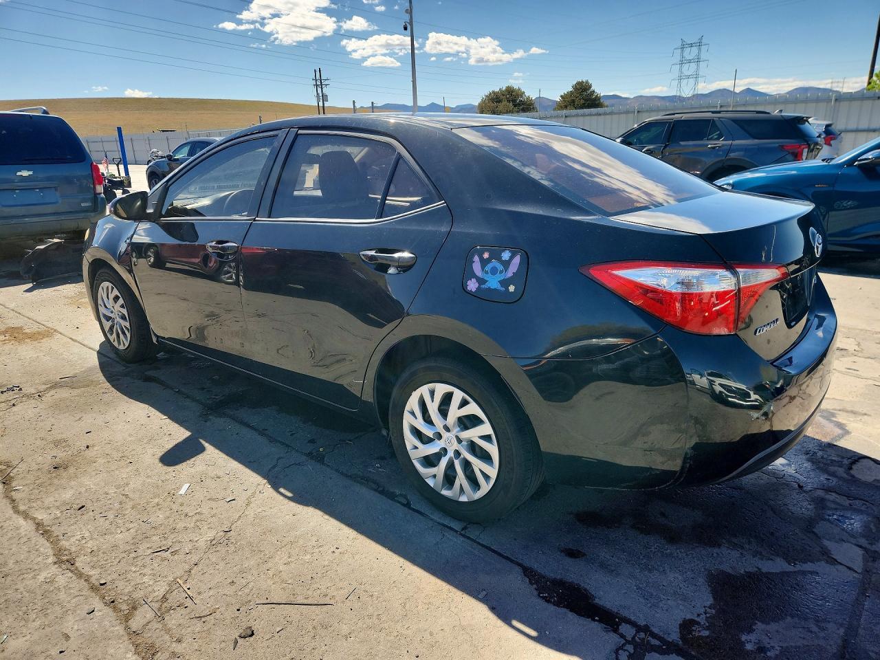 2015 Toyota Corolla Le - zdjęcie 2