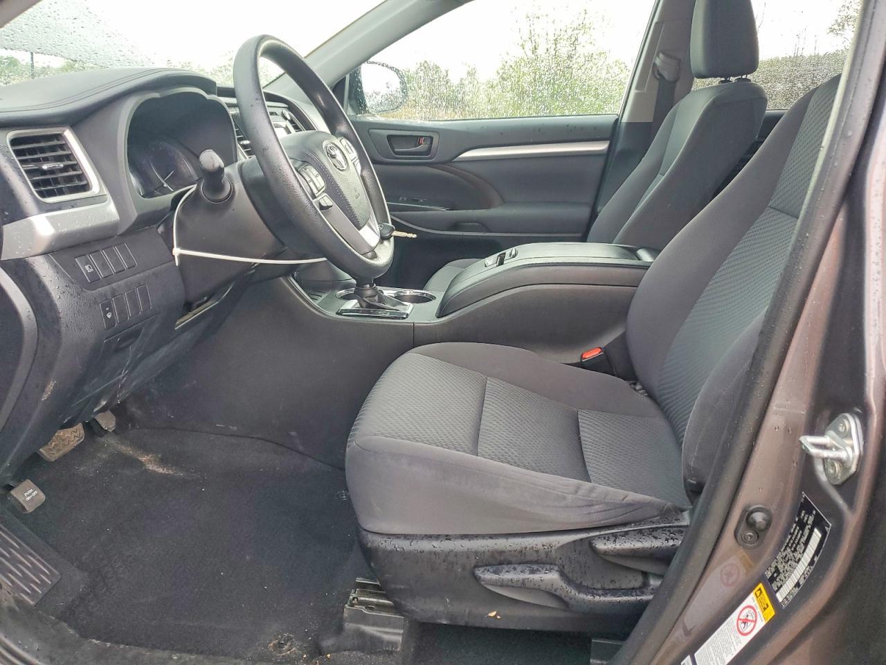 2019 Toyota Highlander Le - zdjęcie 7