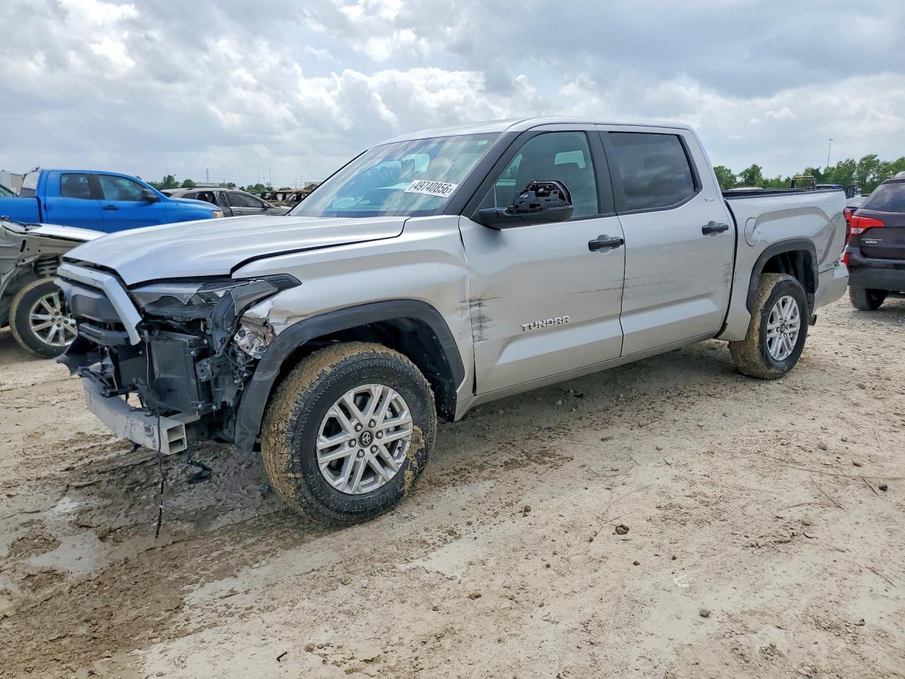 2025 Toyota Tundra Crewmax Sr - zdjęcie główne