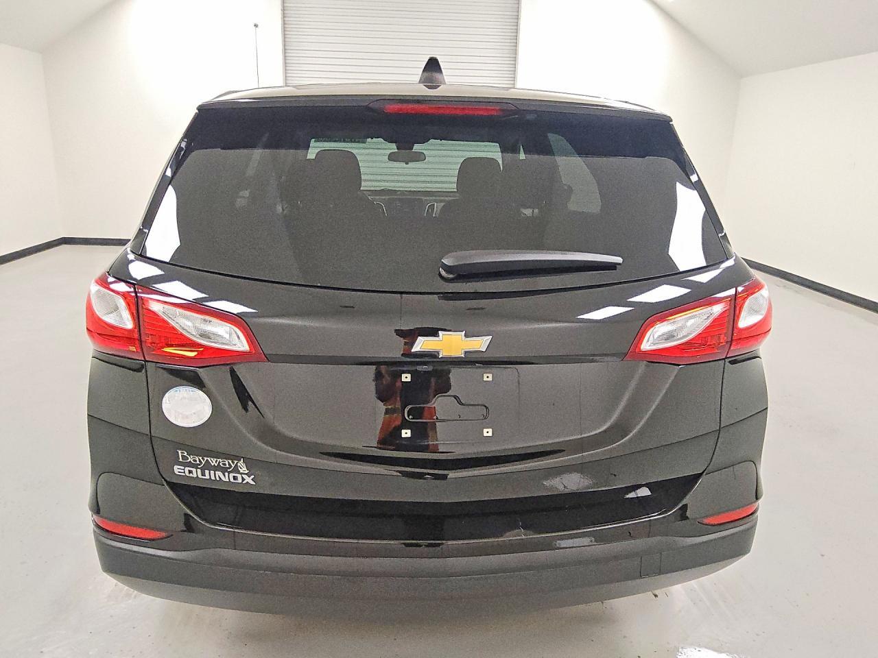 2020 Chevrolet Equinox Ls - zdjęcie 6