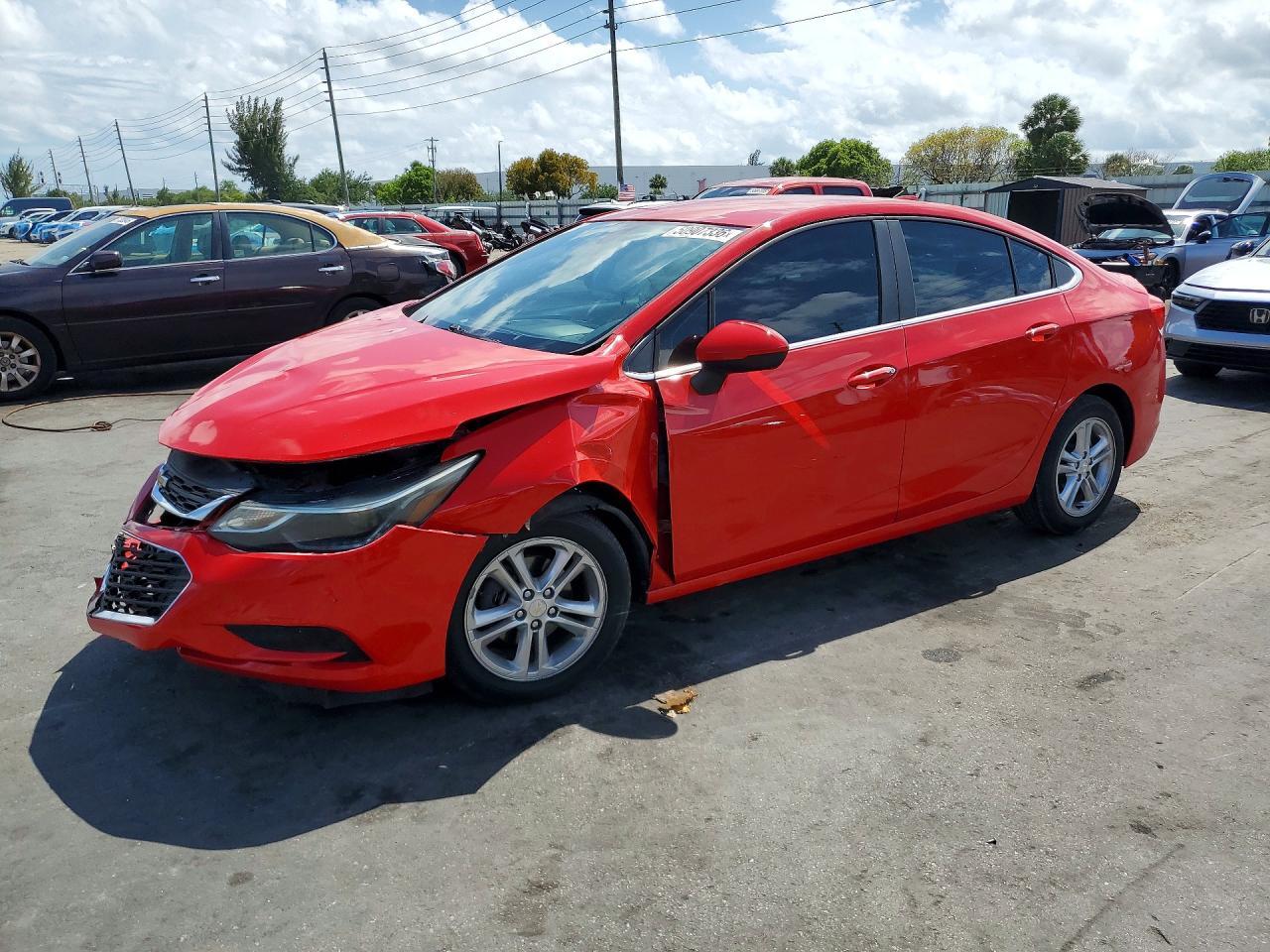 2017 Chevrolet Cruze Lt - zdjęcie główne