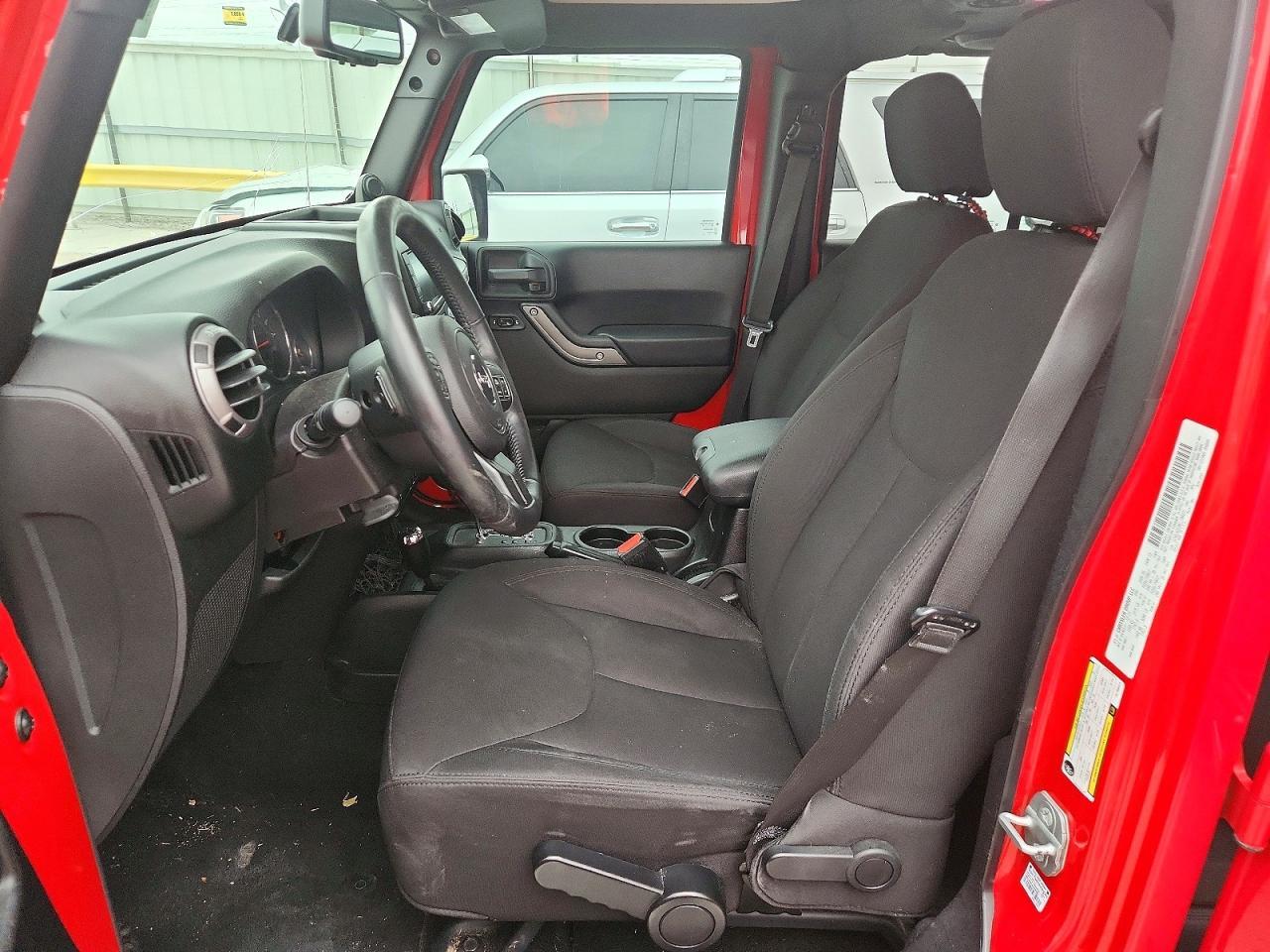 2014 Jeep Wrangler Unlimited Sport - zdjęcie 7