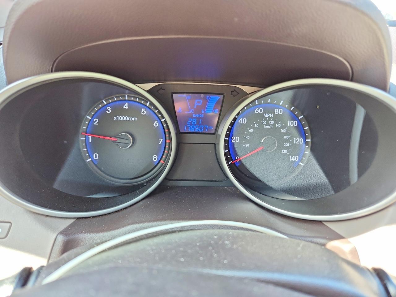 2013 Hyundai Tucson Gls - zdjęcie 9