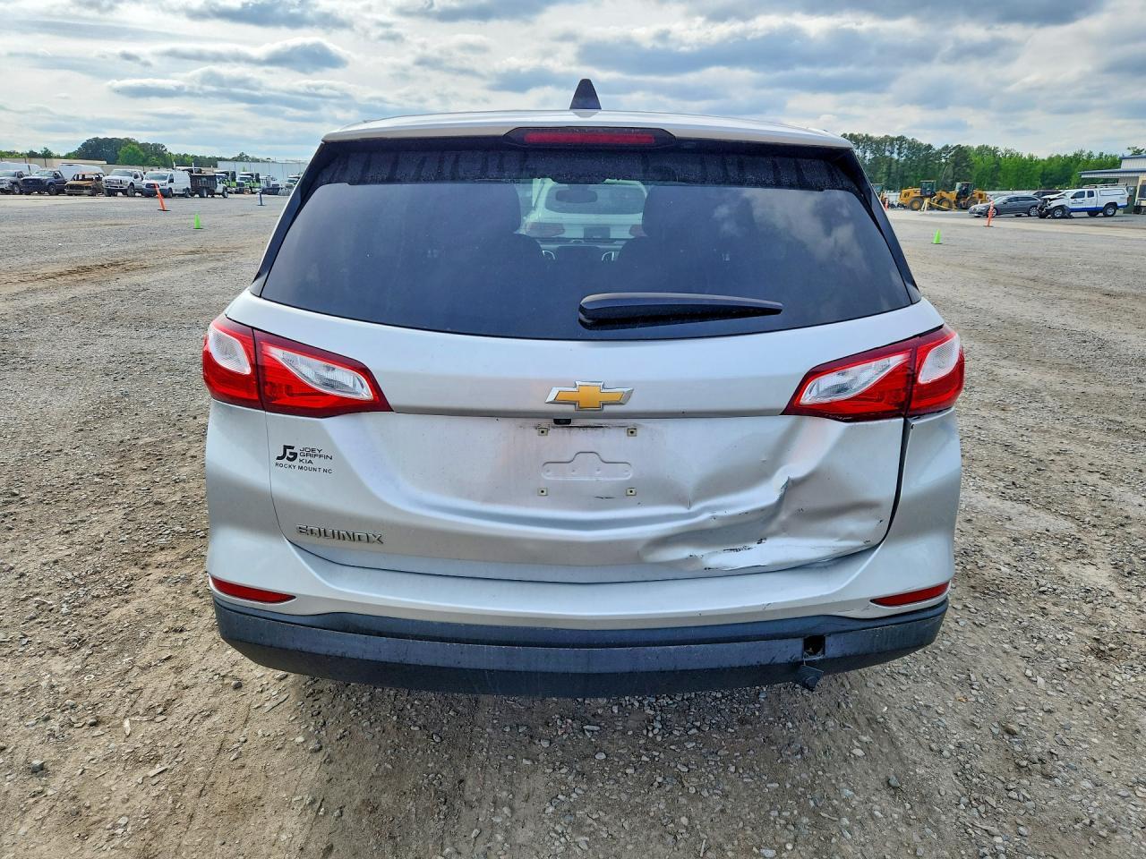 2020 Chevrolet Equinox Ls - zdjęcie 6