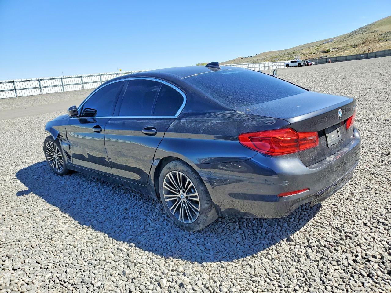 2019 BMW 540 I - zdjęcie 2