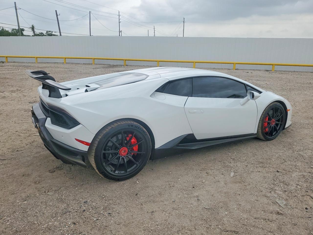 2018 Lamborghini Huracan Performante - zdjęcie 3