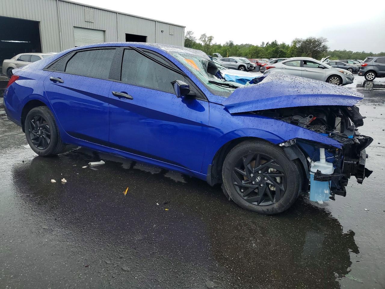 2024 Hyundai Elantra Sel - zdjęcie 4