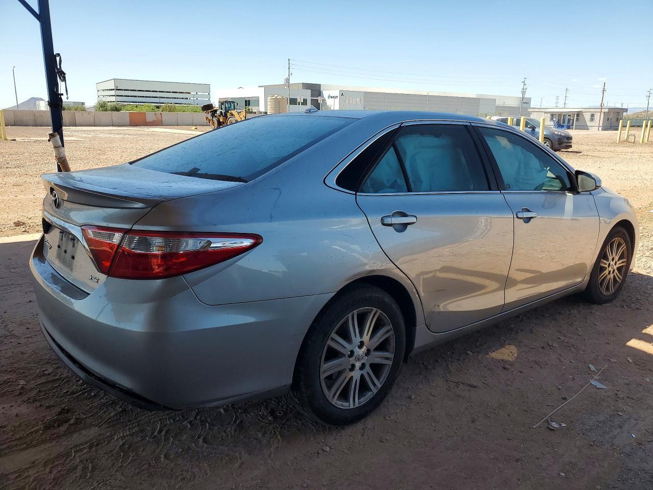 Toyota Camry - zdjęcie 3