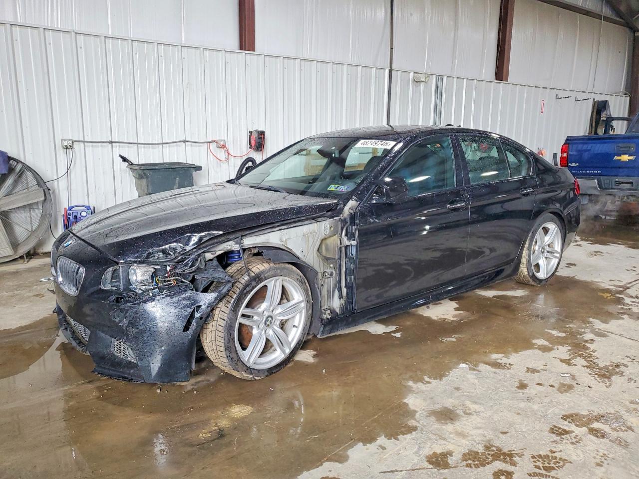 2013 BMW 550 Xi - zdjęcie główne