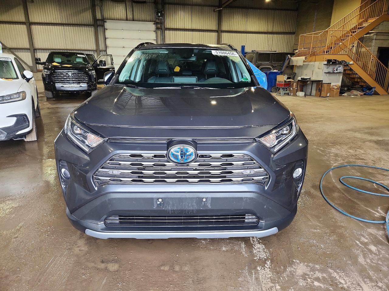 2020 Toyota Rav4 Limited - zdjęcie 5