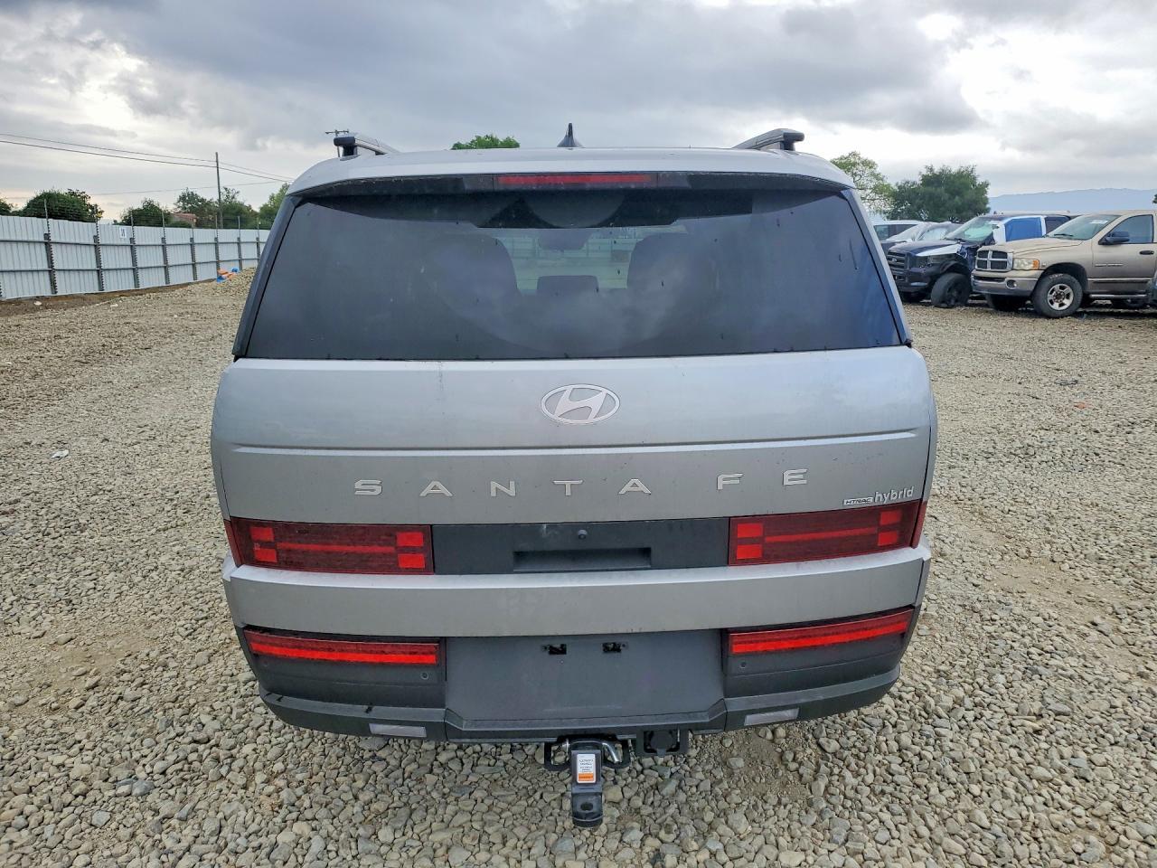 2026 Hyundai Santa Fe Hybrid Sel - zdjęcie 6