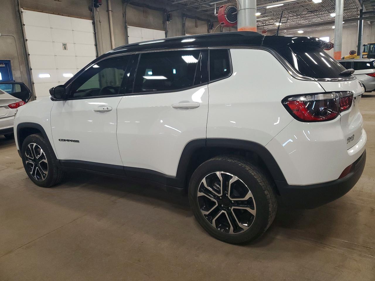 2023 Jeep Compass Limited - zdjęcie 2