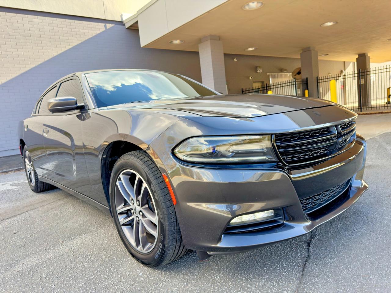 2019 Dodge Charger Sxt - zdjęcie główne