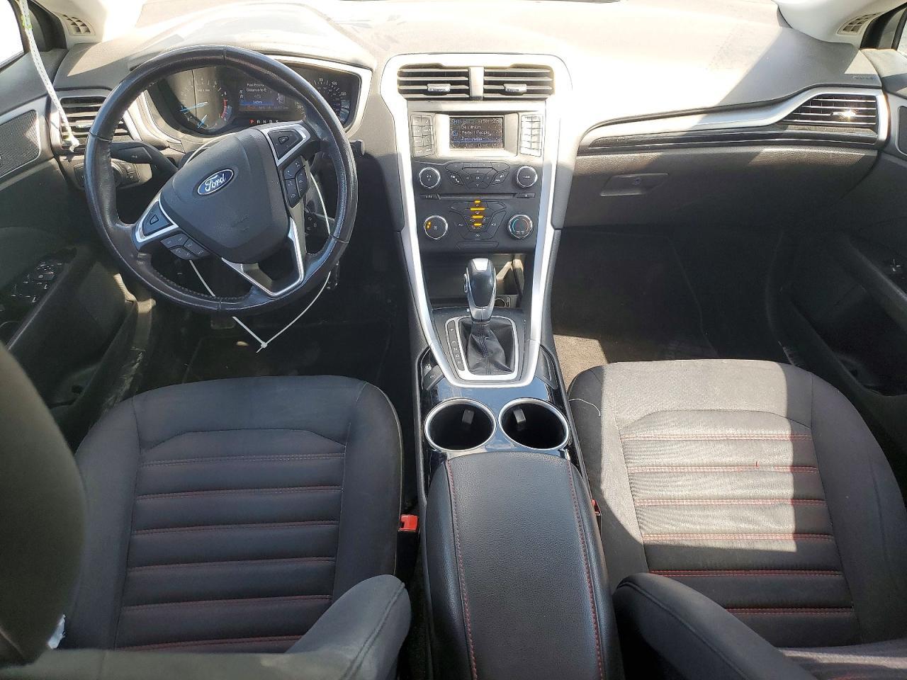 2013 Ford Fusion Se - zdjęcie 8