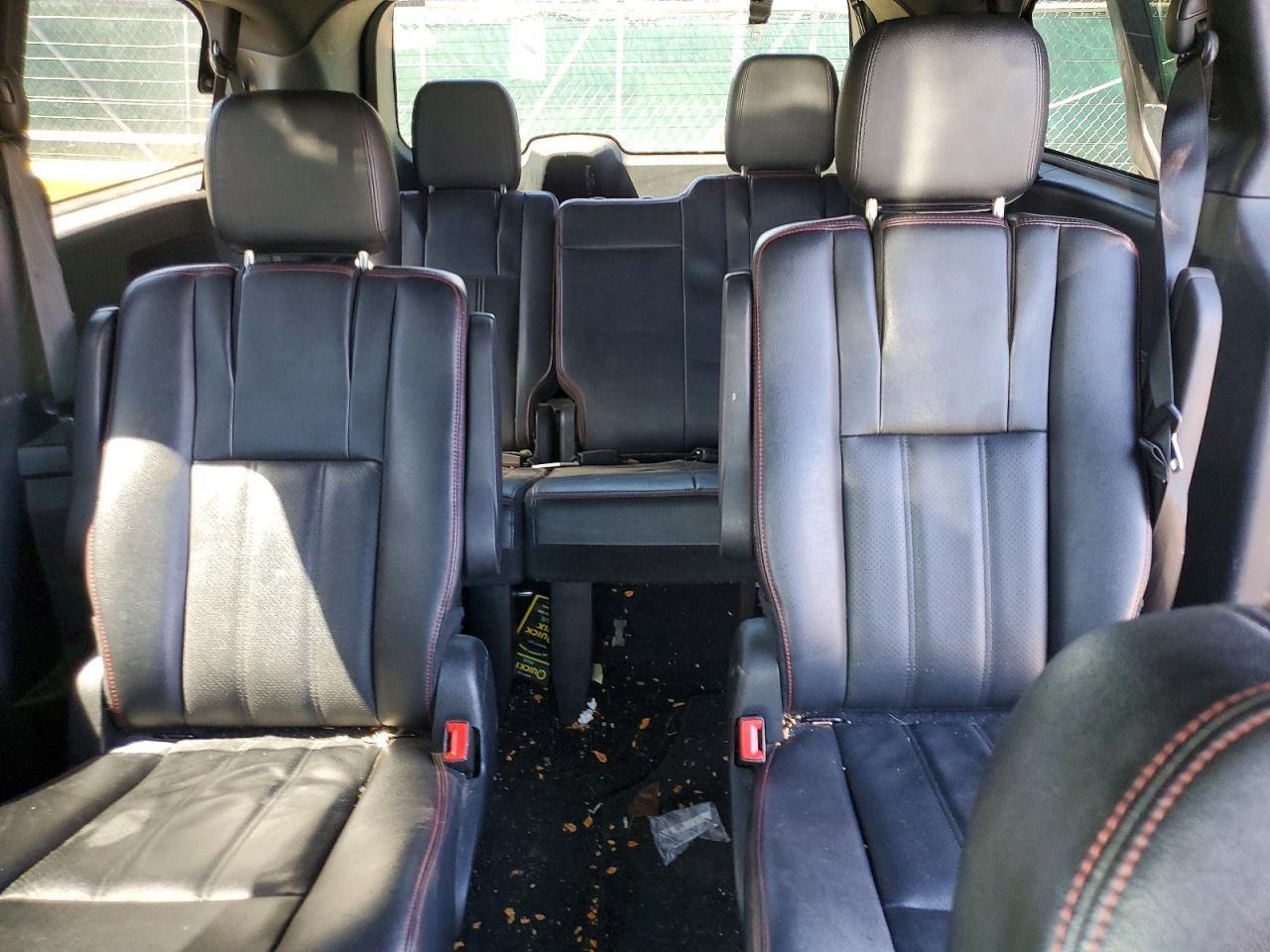 2018 Dodge Grand Caravan Gt - zdjęcie 10