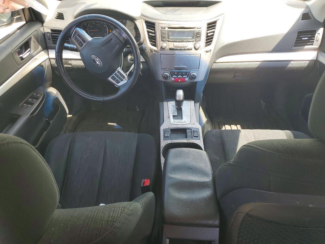 2013 Subaru Outback 2.5I Premium - zdjęcie 8