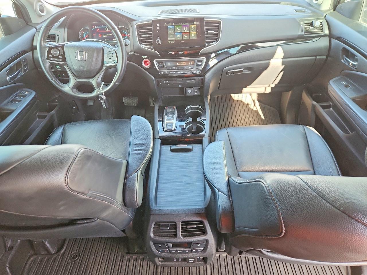 2021 Honda Pilot Touring - zdjęcie 8