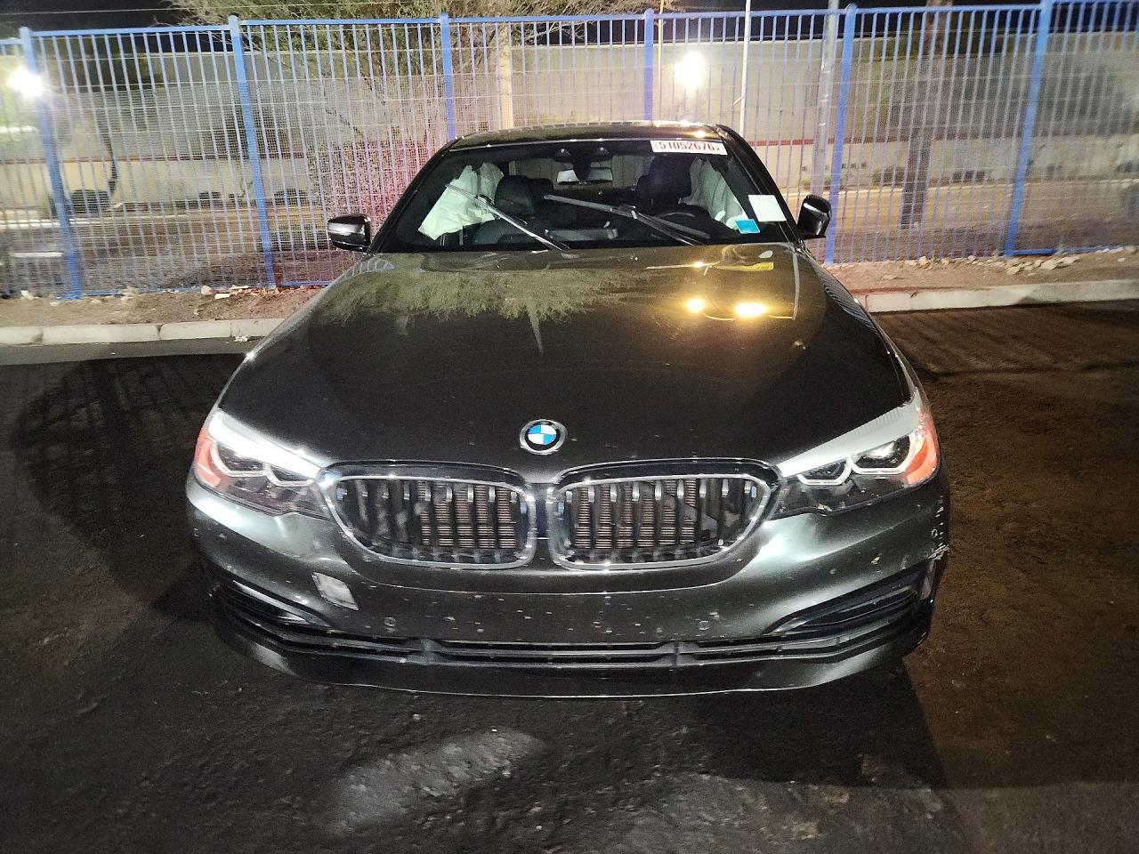2019 BMW 530E - zdjęcie 5