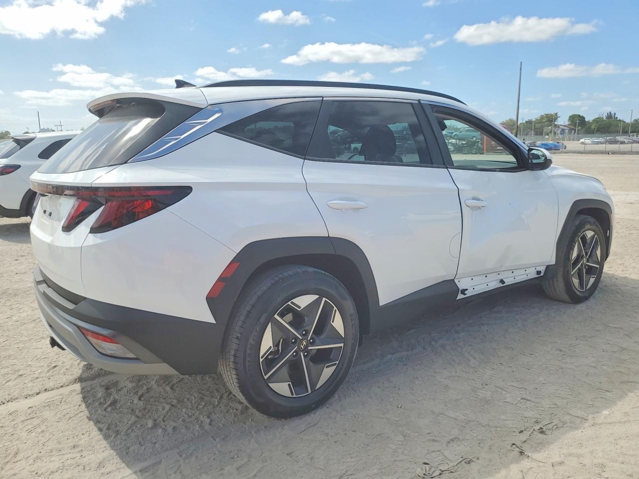 2025 Hyundai Tucson Sel - zdjęcie 3