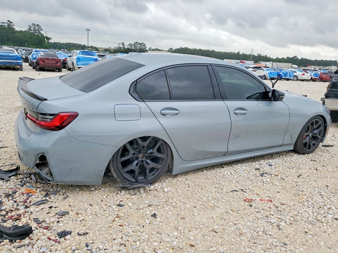 2025 BMW M340I - zdjęcie 3