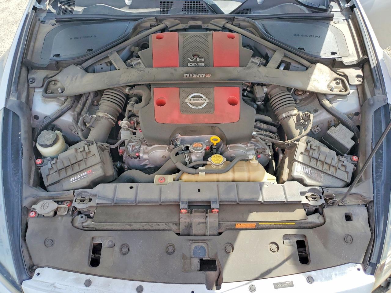 2016 Nissan 370Z Base - zdjęcie 11