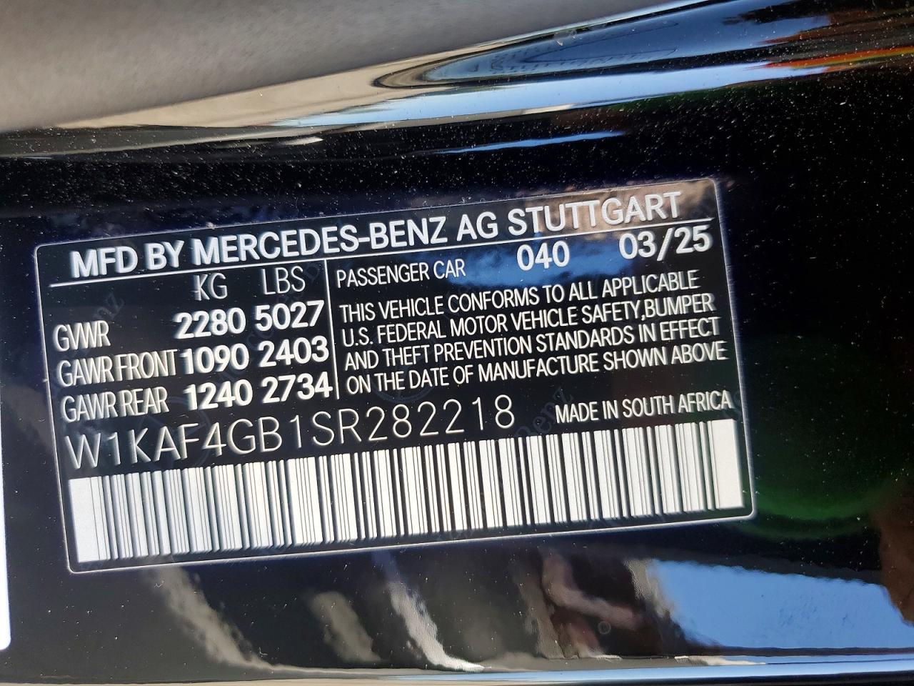 2025 Mercedes-Benz C 300 - zdjęcie 12