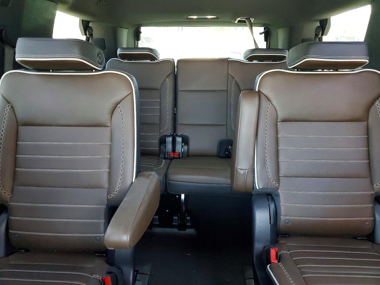 2025 GMC Yukon Denali Ultimate - zdjęcie 10